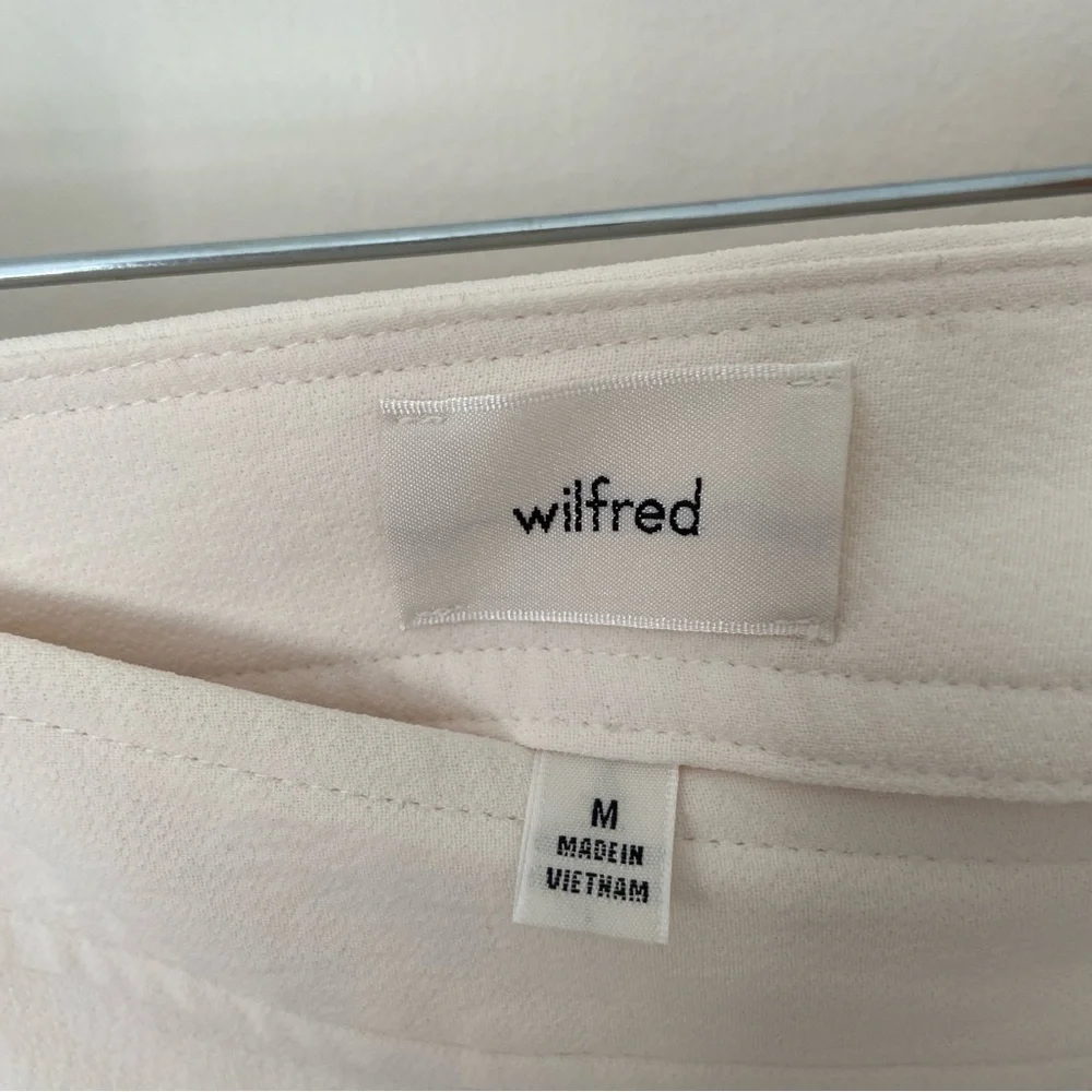 Aritzia Wilfred Hana Skirt Cream White Crepe high-rise cargo wrap midi skirt - Picture 5 of 9